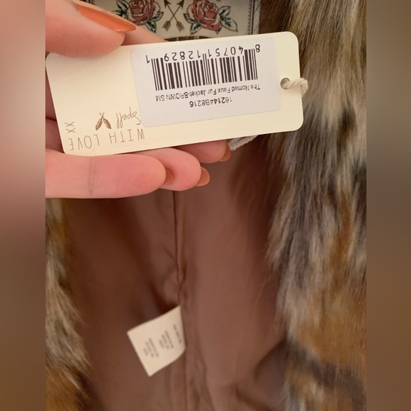 Spell Nomad Faux Fur Jacket - Picture 6 of 9